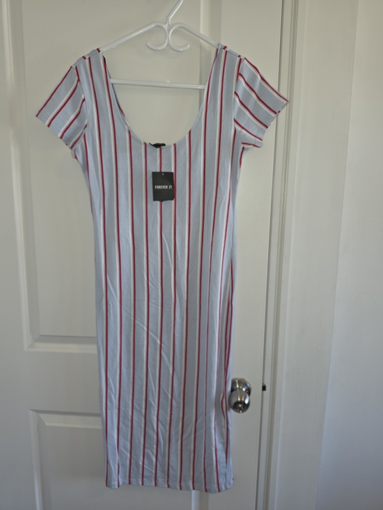 Forever 21 Dresses & Skirts - Forever 21 White Midi Dress with Red Stripe Scoop Neckline